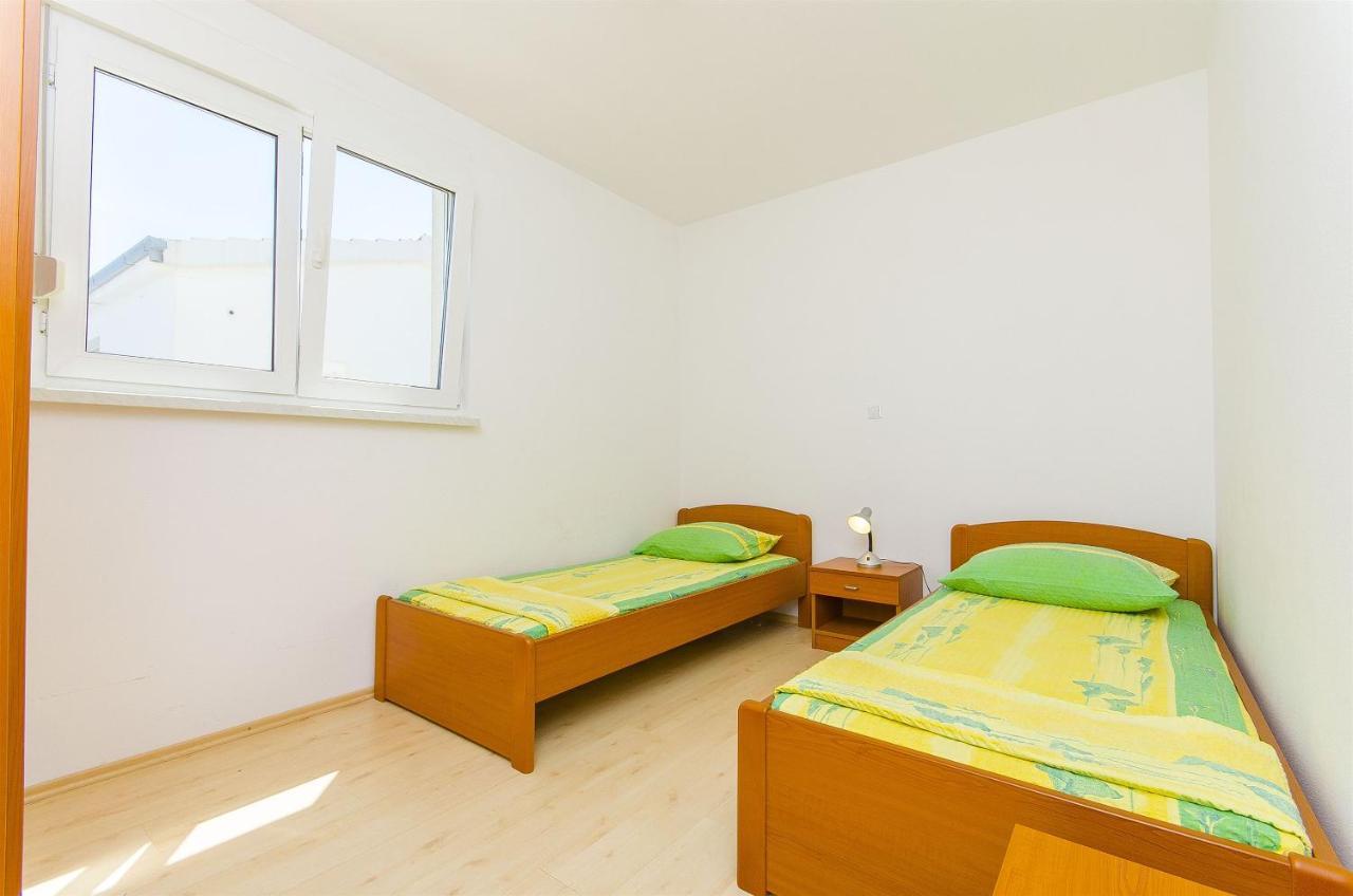 Apartments Kazimir Nečujam 외부 사진