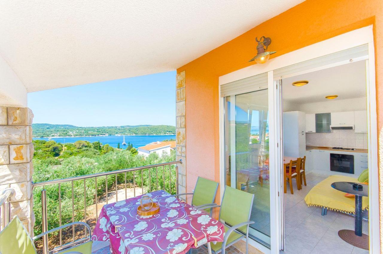 Apartments Kazimir Nečujam 외부 사진