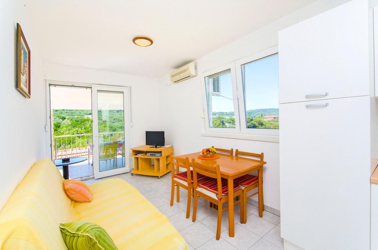 Apartments Kazimir Nečujam 외부 사진