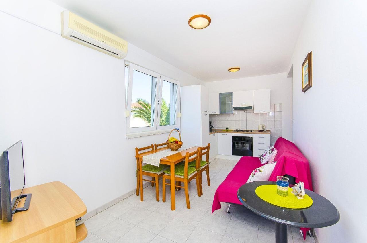 Apartments Kazimir Nečujam 외부 사진