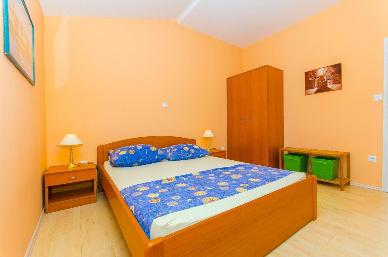 Apartments Kazimir Nečujam 외부 사진